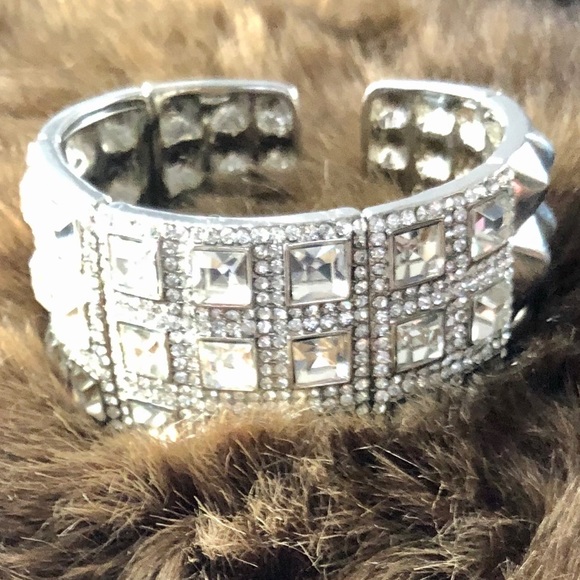 Cara N.Y. Silver Rhinestone Bracelet - Picture 3 of 5